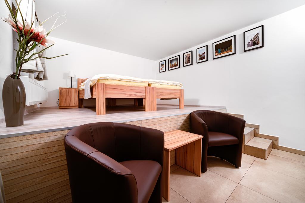 Penzion Královská Cesta Brno Habitación foto