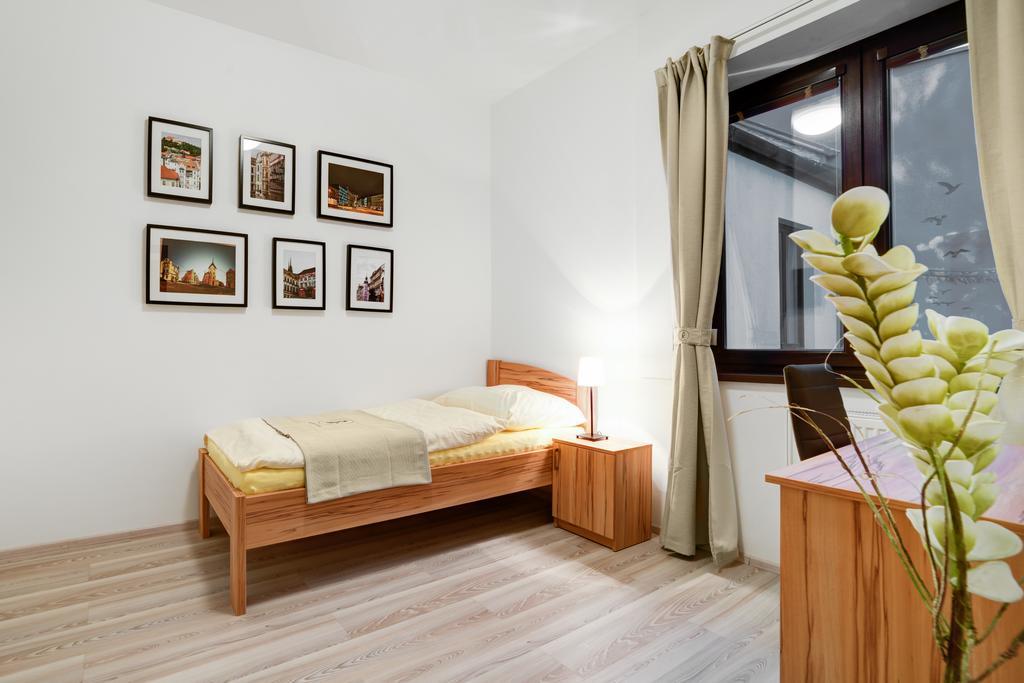 Penzion Královská Cesta Brno Habitación foto