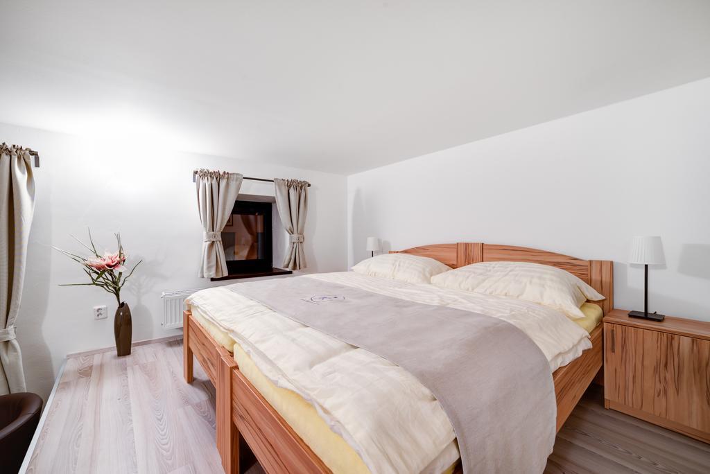Penzion Královská Cesta Brno Habitación foto