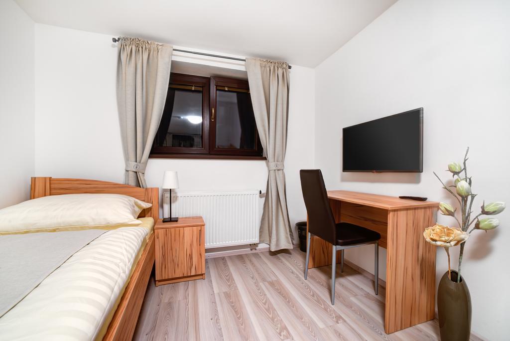 Penzion Královská Cesta Brno Habitación foto